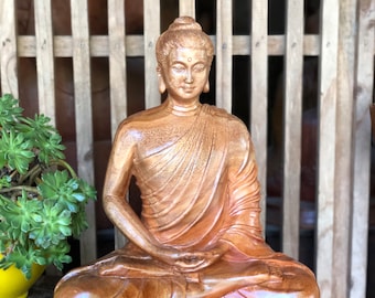 Estatua de Buda sentado de madera de estilo coreano
