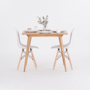 YRKE – Small oak dining table, dining table for small space, small kitchen dining table for four, compact dining table, small dining table