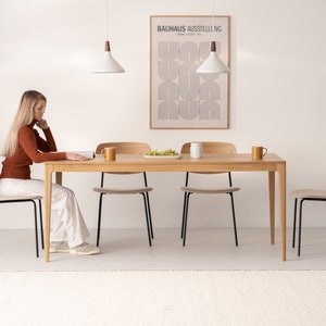 HYGG – dining table made of solid oak wood, mid-century modern