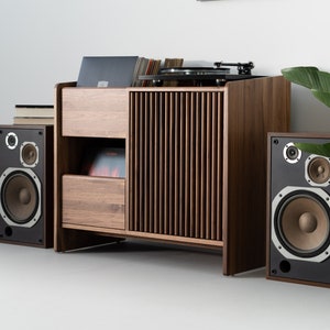 FUSE – record storage: crafted walnut cabinet for turntables