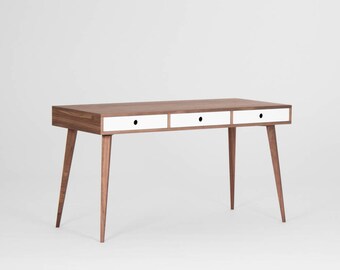 Zarek desk deals