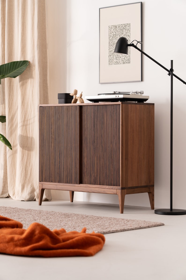 TONN HIGH 101 Support pour tourne-disque, rangement pour disques vinyles en bois de noyer américain massif Offre à durée limitée : livraison gratuite et rapide image 3