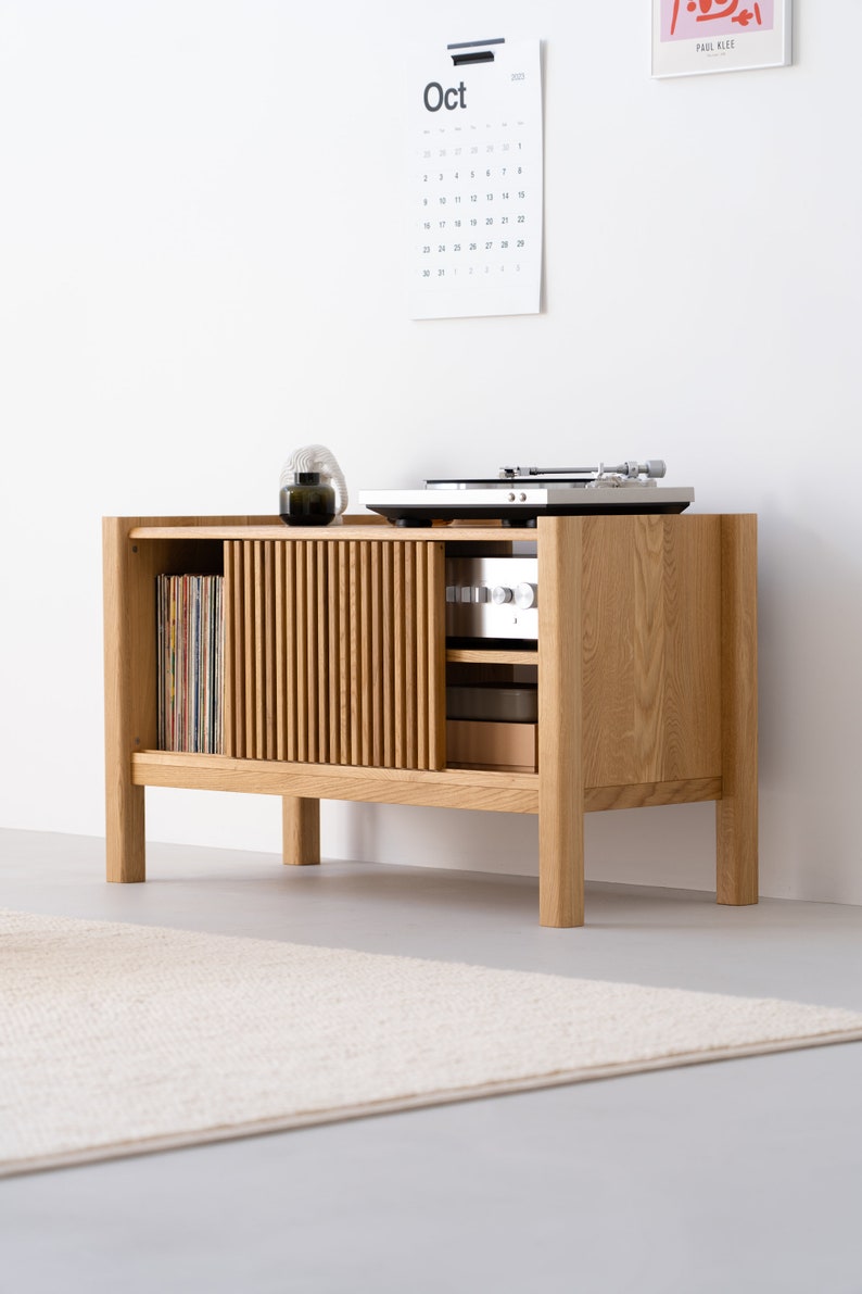 JAMM LOW 111 small record player stand, audio console made of European oak wood image 3