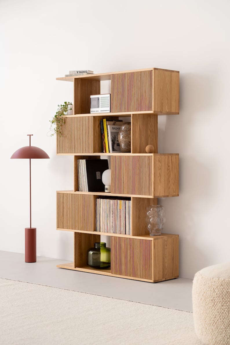 MOLL Boekenplank van massief eikenhout Veelzijdig en multifunctioneel, perfect voor vinylplaten, boeken en decoratie Moderne stijl uit het midden van de eeuw afbeelding 4