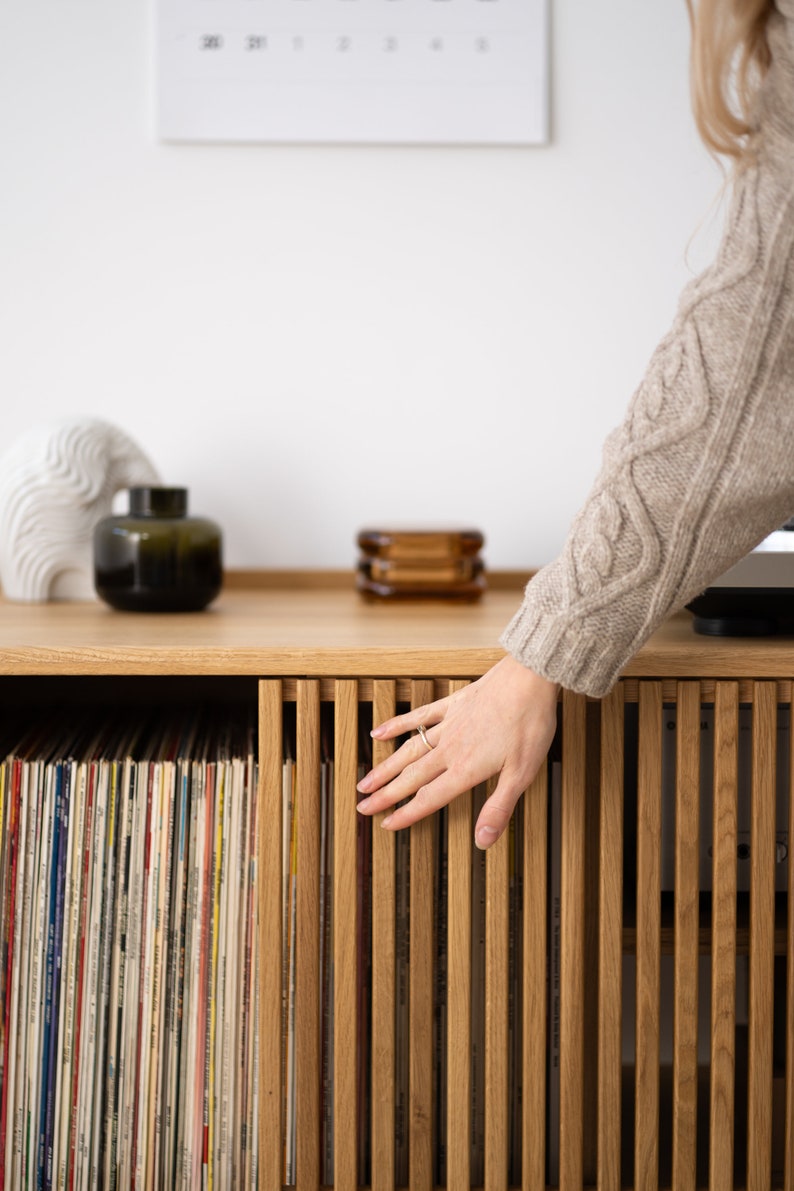 JAMM LOW 111 small record player stand, audio console made of European oak wood image 7