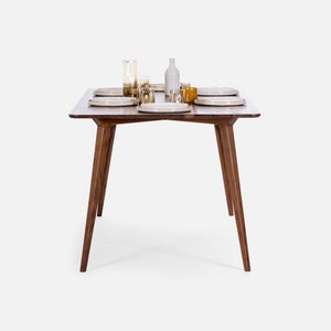 YRKE mesa de comedor de madera de nogal americano, moderna de mediados de siglo imagen 10