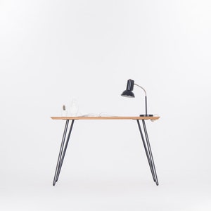 Massief houten bureau, moderne tafel met metalen haarspeldpoten Kleur/afwerking Amerikaans notenhout afbeelding 2