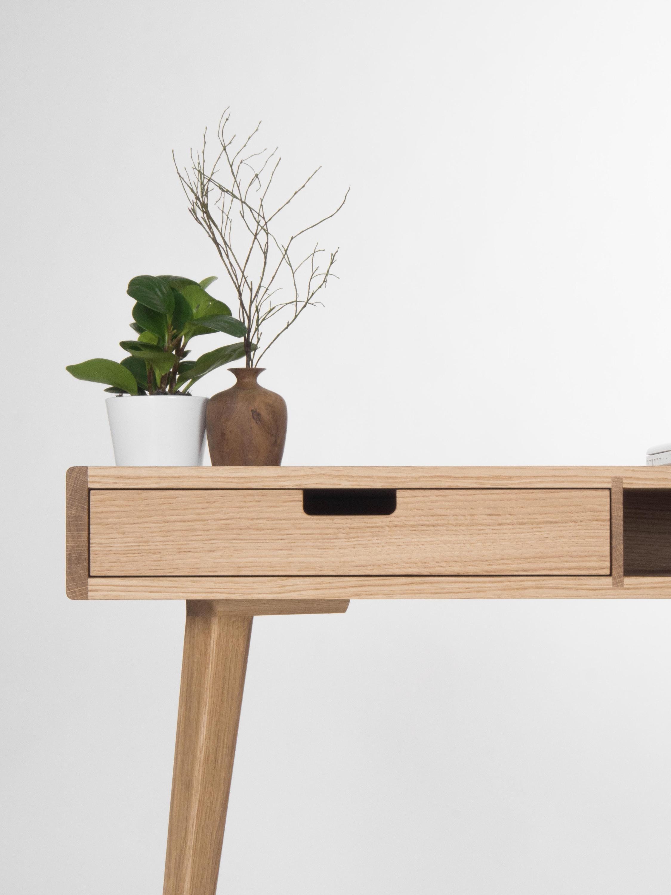 HEIM – Dressing Table, modern wood makeup vanity desk without mirror