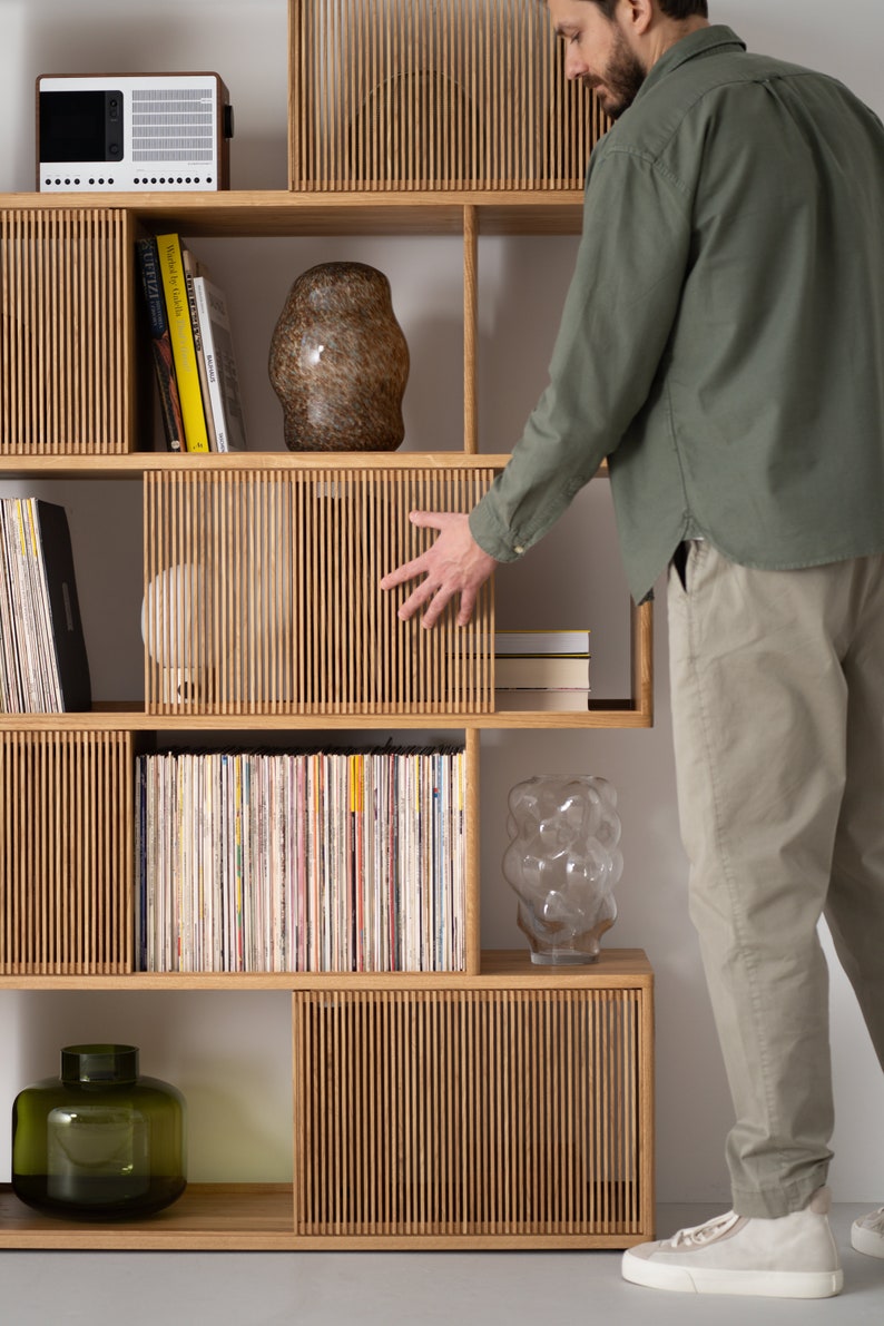 MOLL Boekenplank van massief eikenhout Veelzijdig en multifunctioneel, perfect voor vinylplaten, boeken en decoratie Moderne stijl uit het midden van de eeuw afbeelding 5