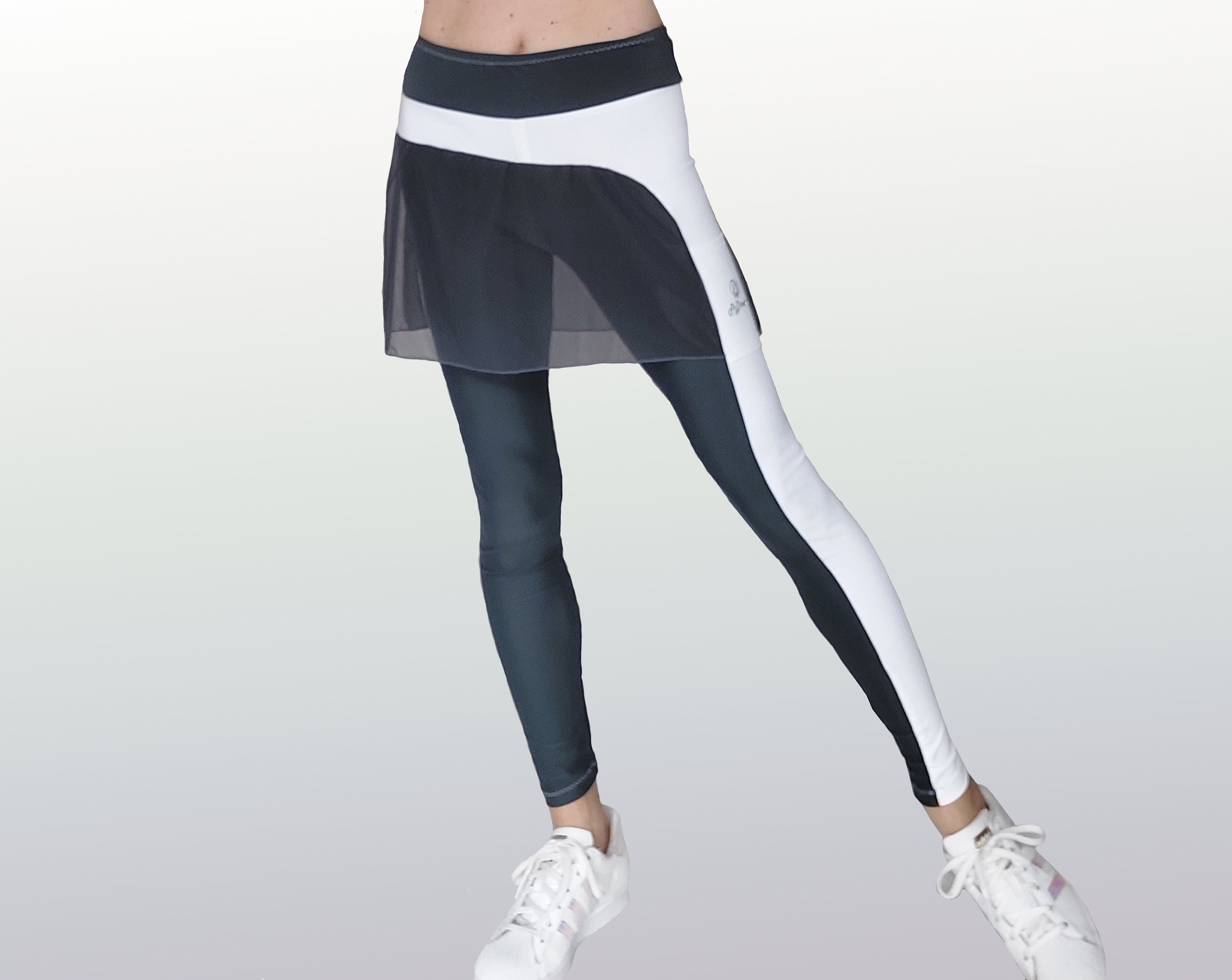Skeggings: Leggings With Integrated Slit Skirt and Elastic Tulle Flounce,  for Tennis, Paddle, With Ball Pocket. 