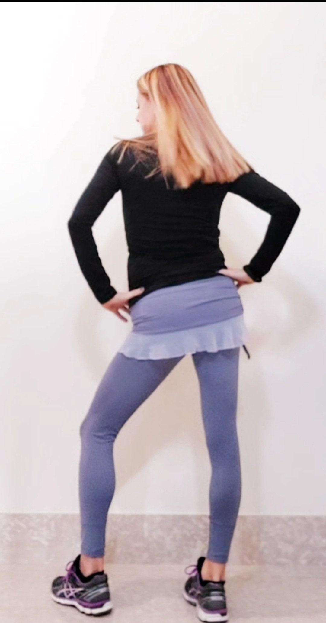 Skeggings: Leggings With Integrated Slit Skirt and Elastic Tulle Flounce,  for Tennis, Paddle, With Ball Pocket. 