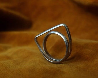 Modernist silver ring, sculptural and minimalist, entirely handmade at your size