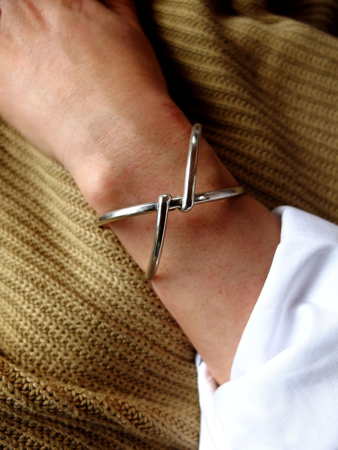 ❔*様 彫刻入り　シルバー　ブレスレット ❔*様 彫刻入り シルバー ブレスレット シルバー 彫刻模様 ブレスレット