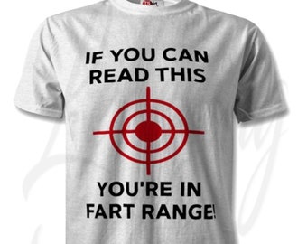 Maglietta ispirata ad Halloween di Hubie "Se riesci a leggere questo, sei nel raggio d'azione delle scoregge!" - Maglietta di Halloween di Hubie / Halloween / Adam Sandler / Hubie