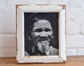 8x10 Shabby Chic Photo Frame: Reclaimed Vintage White Enamel paint