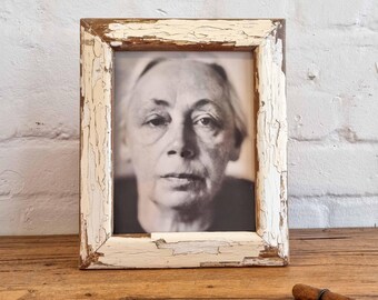 8x10 Shabby Chic Photo Frame: Reclaimed Vintage Dado Rail, Off-White