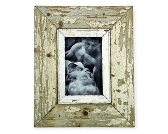 4x6 Shabby Chic vintage photo frame. Made from authentic reclaimed timber.