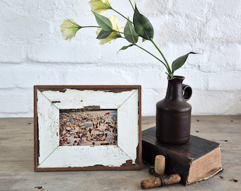 Upcycled 4x6 Photo Frame: Reclaimed Wood Shabby Chic Decor