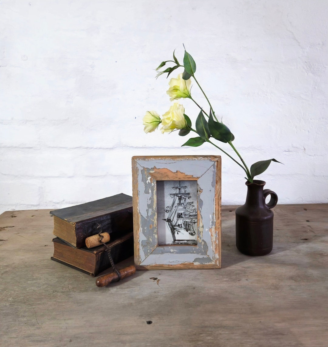 Curated visual reference: 4 X 6 Upcycled Photo Frame By Luna Designs Made Photo Inspiration