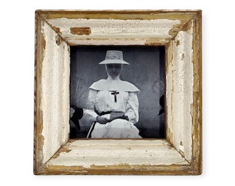 6x6 Chippy Paint Photo Frame: Reclaimed Wood, Shabby Chic Decor