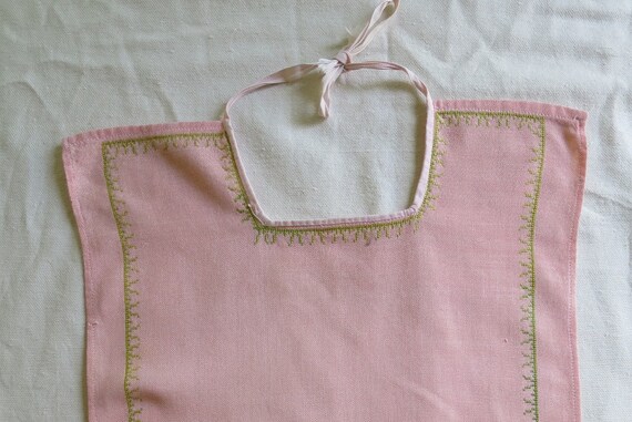 vintage babies bib/ hand embroidered linen baby b… - image 4