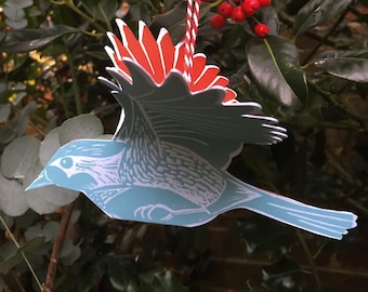 Adorno navideño de inspiración escandinava, estampado a mano: Petirrojo volador