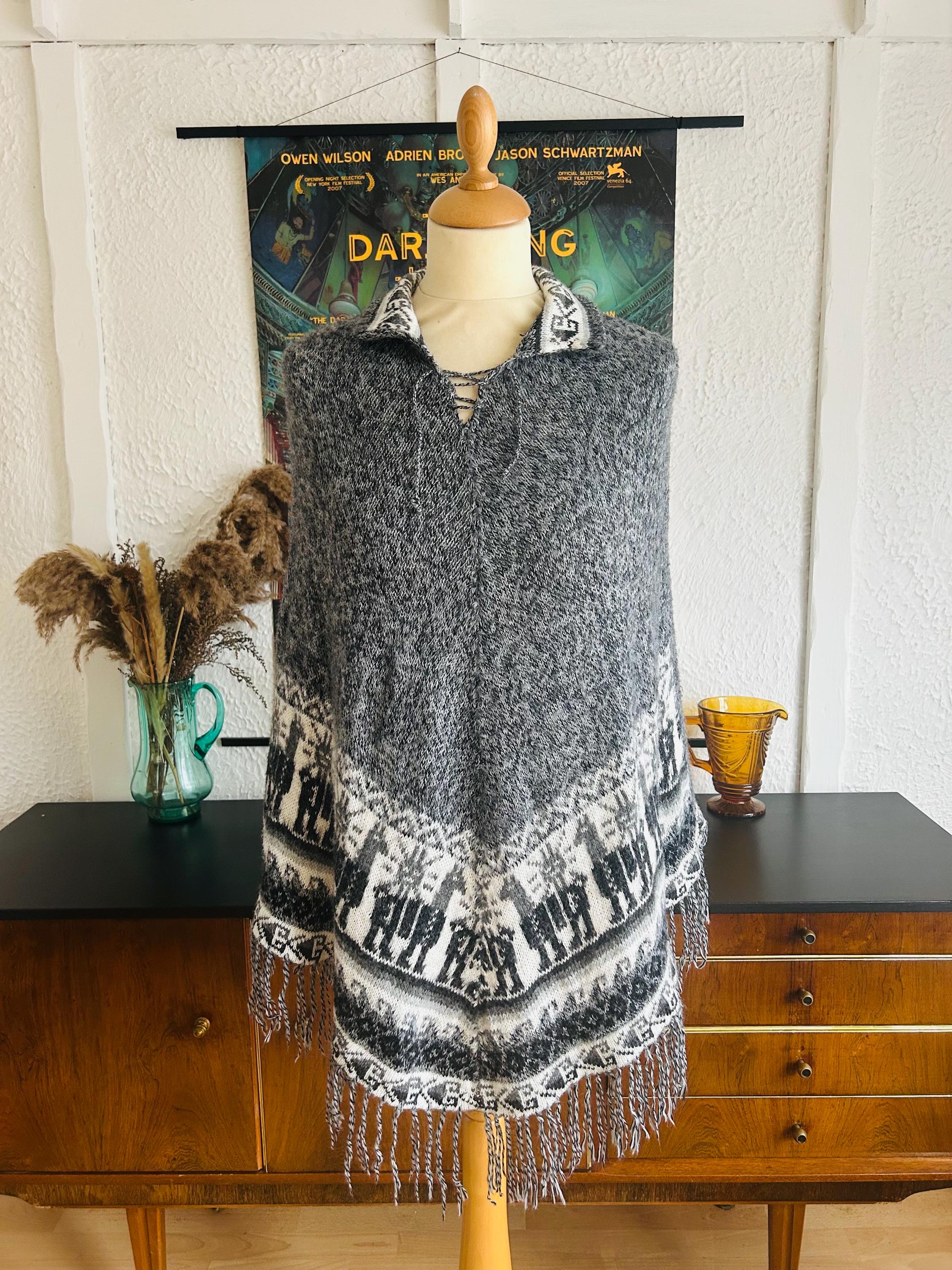 Vintage 1970’s Alpaca Wool Poncho Cape Seventies 1970’s