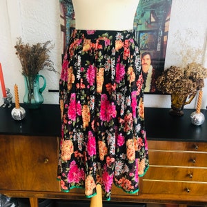 Vintage 1980’s Boho Skirt Floral Eighties Dark Floral