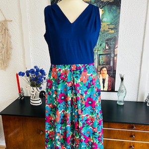 Vintage 1960’s Floral Summer Dress Retro