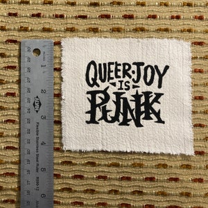 queer joy fabric patch zdjęcie 3