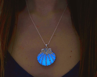 Blue Mermaid Wedding Necklace, Seashell Jewelry, Beach Wedding Bridesmaid Gift