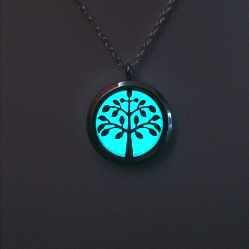 Tree Of Life Glow in the Dark Necklace Family Tree Jewellery Gifts for Her