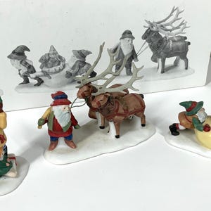 Dept 56 Heritage Village Santa&#39;s Little Helpers #5610-3 North Pole Village Hand Painted