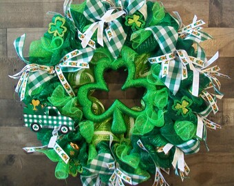 Green & White Shamrock Saint Patrick's Day Front Door Mesh Wreath