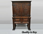Victor Talking Machine Renaissance Depression Gothic Walnut Radio Stereo Cabinet