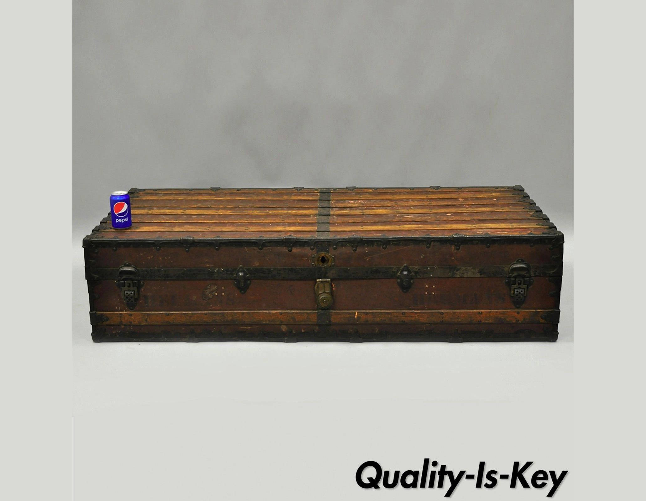 luggage chest of drawers