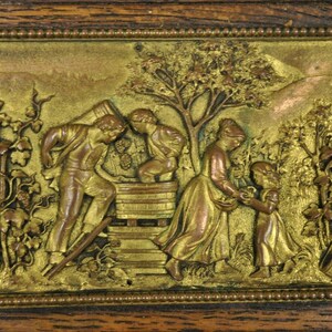 Antique E. Schutzmarke Oak Wood Figural Bronze Relief Jewelry Box Casket image 4
