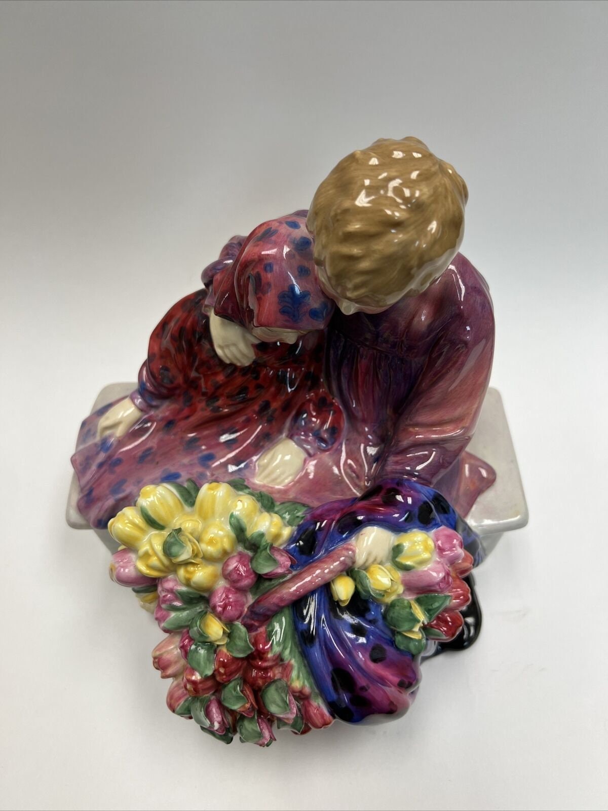 Vintage Royal Doulton The Flower Sellers Children HN 1342