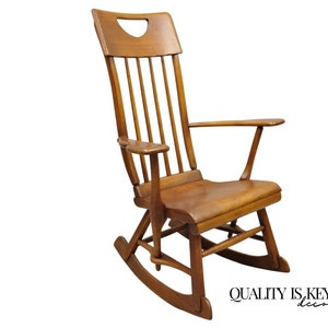 Vintage Sikes Co Maple Wood American Colonial Style Rocker Rocking Chair (A)