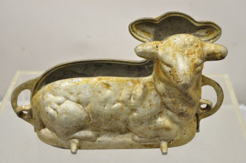 Antique Wagner Cast Aluminum Figural Lamb Metal Chocolate Cake Pan Mold image 4