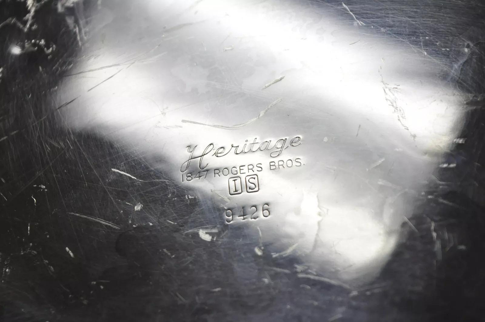 Vintage Heritage 1847 Rogers Bros. 9426 Round Silver Plated