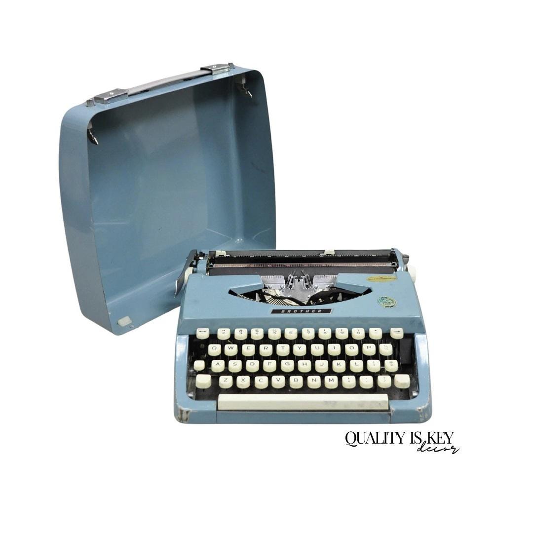 Vintage Brother Webster XL-747 Portable Typewriter Baby Blue With