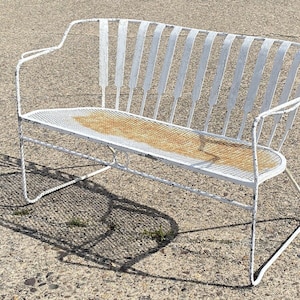 Vtg Mid Century Modern Wrought Iron White Sculptural Garden Patio Loveseat Sofa