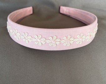 Daisy Headband - Pink Cotton - White Daisies - Pale Satin Pinks - Flower Girl Outfit - Girl Easter Outfit - Girl Summer Dress - Girls Party