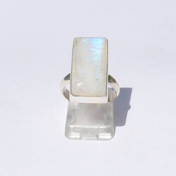 BAGUE LABRADORITE BLANCHE taille 52 bague rectangle pierre de lune arc-en-ciel bague pierre argent bague pierre de lune bague pierre fine