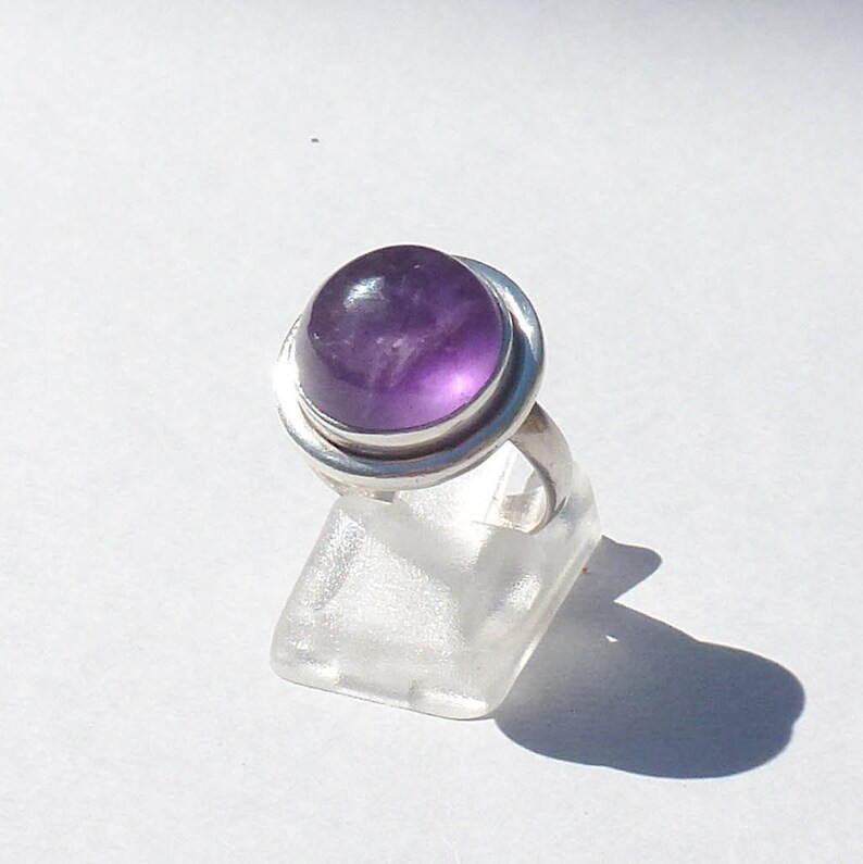 ring chunky silver ring women size 51 RING Silver 925 round CaBOCHON AMETHYST swe size 51 February ring Amethyst ring
