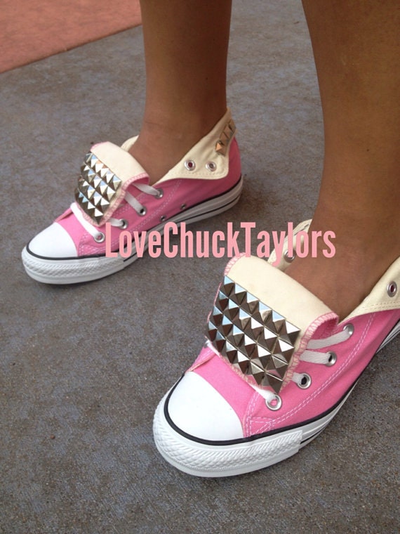 chuck taylor studded converse