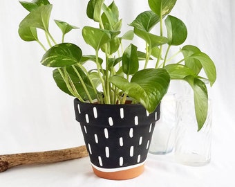 Hand painted terra cotta pot, black and white painted terra cotta pot with varnish, indoor planter with drainage hole.