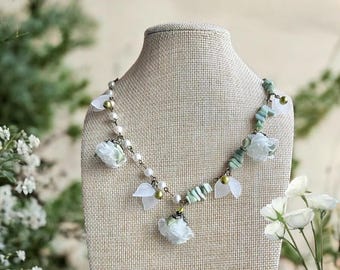Fairycore Green & White Floral Necklace, Cottagecore Gemstone Jewelry, Handmade Garden Choker, Gift for Her