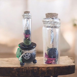 Witches cauldron, home protection, herb vial, nature inspired, red rose petals, love and strength gift